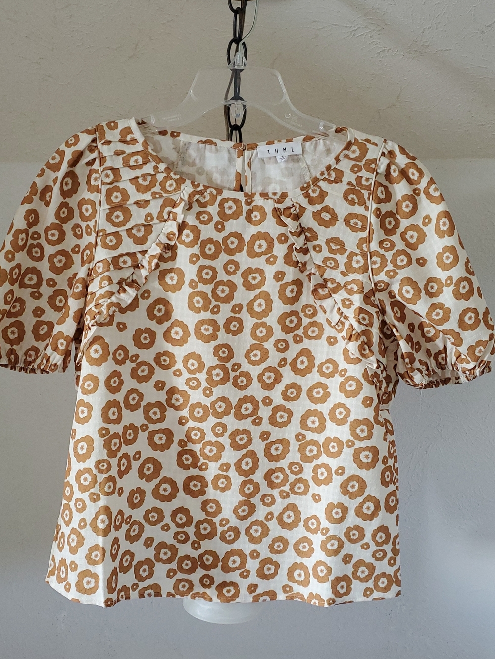 THML Cream and Tan Floral Ruffle Puff Sleeve Blouse